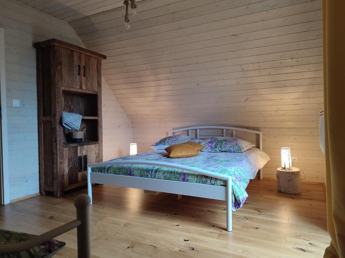 Holiday home Sudecki Dym Z Kominkiem Kolo Karpacza. Janowice Wielkie