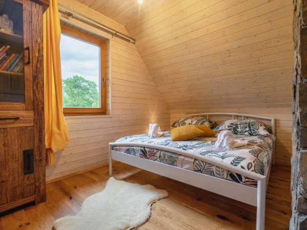 Holiday home Sudecki Dym Z Kominkiem Kolo Karpacza.